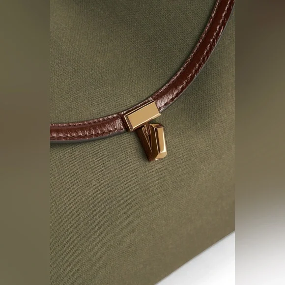 Toteme Canvas T-lock bag, Khaki Brown - Picture 6 of 12